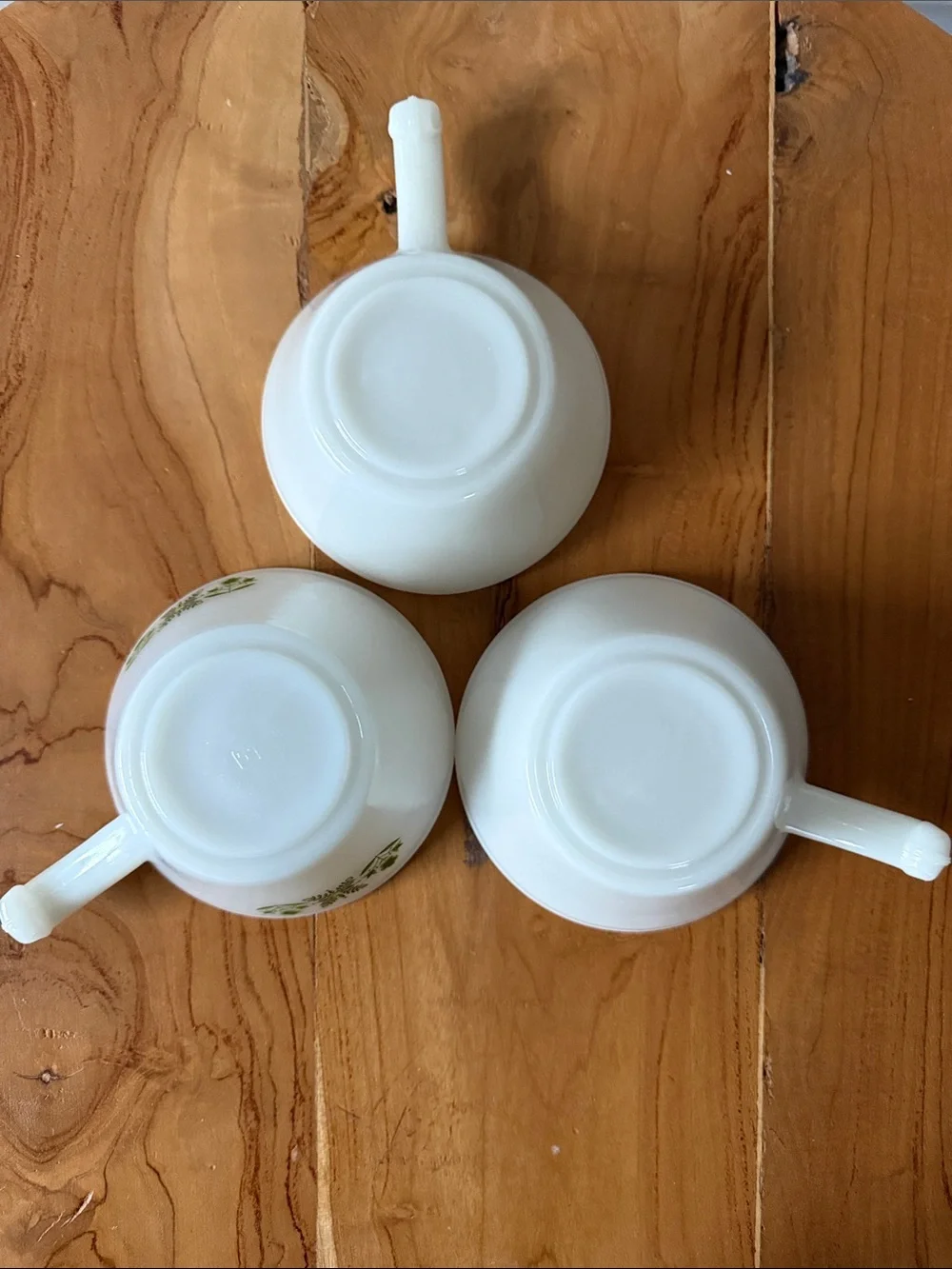 Anchor Hocking Fire King Set of 3 Milk Glass Soup Bowls Meadow Green & Plain